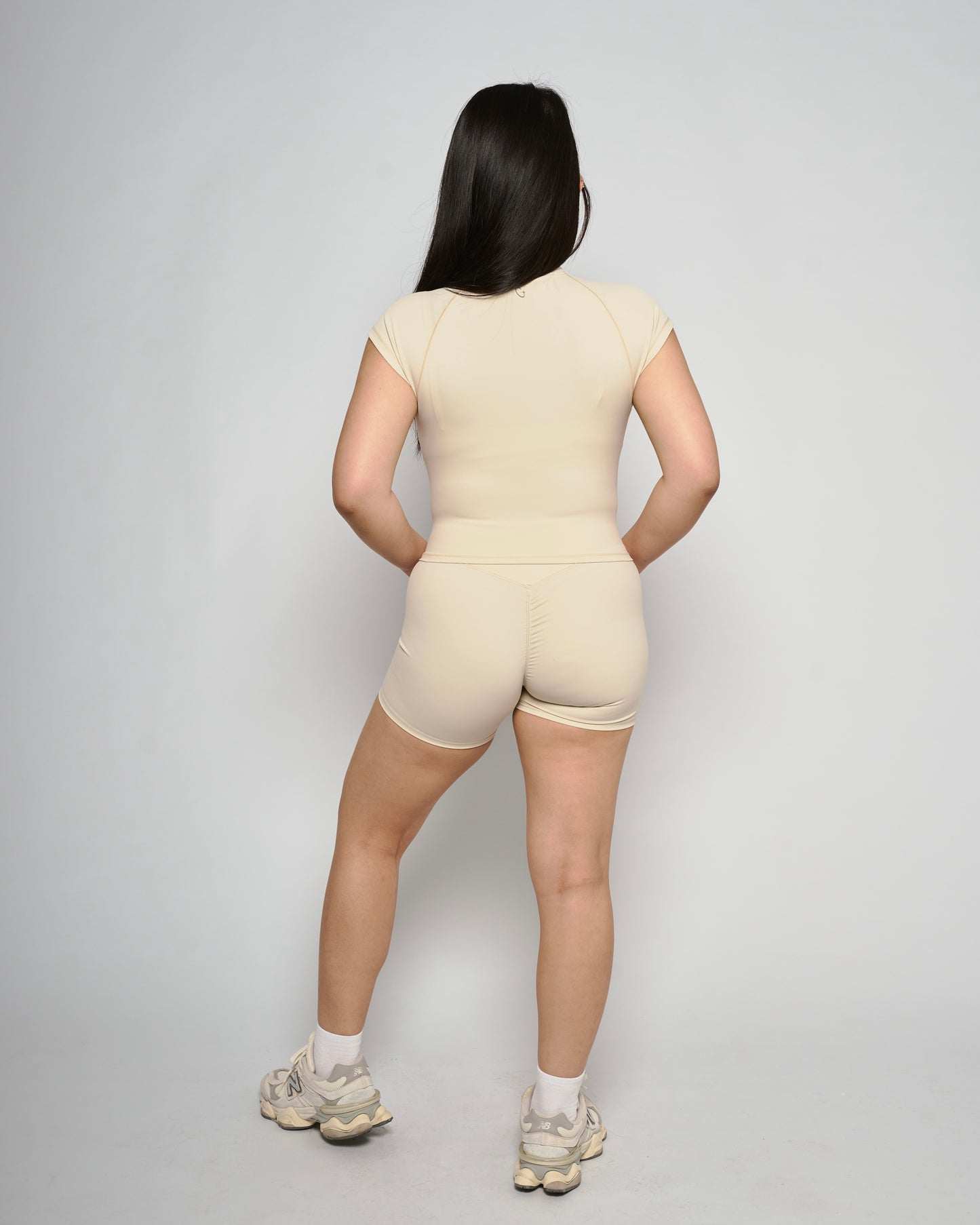 lvory Basic Baby Tee