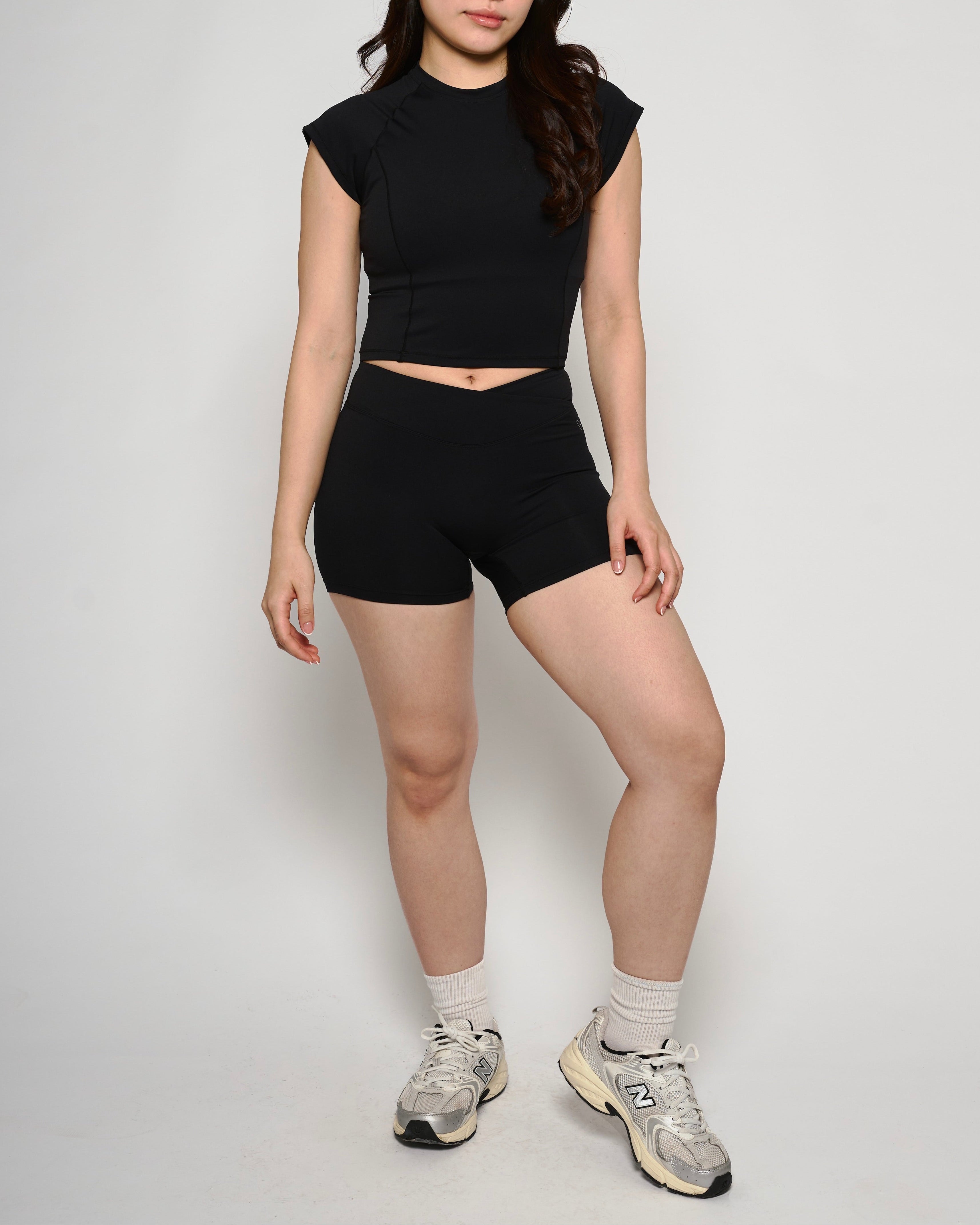 Black Basic V-shape Biker Shorts