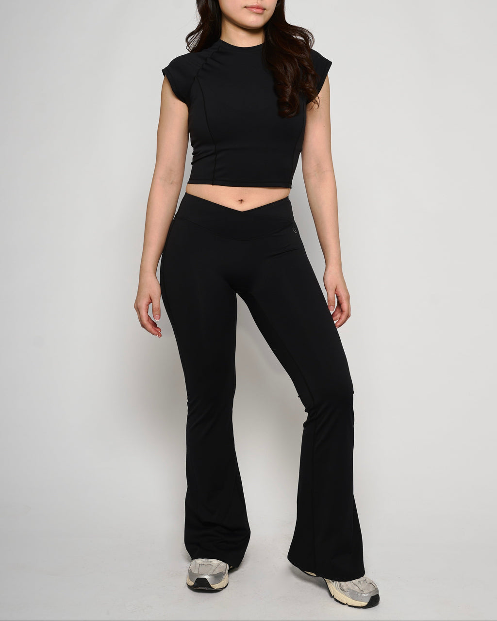 Black Basic V-shape Flare Leggings
