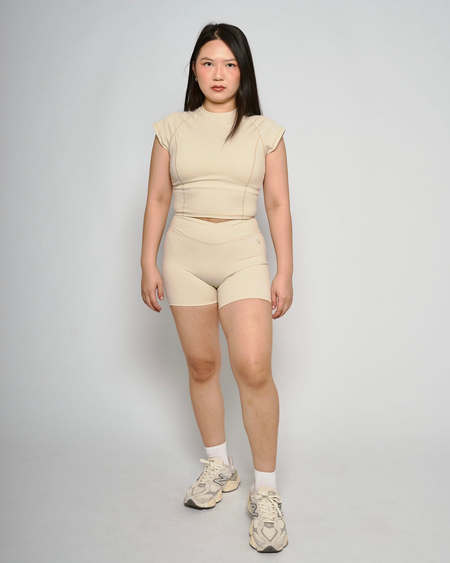 Ivory Basic V-shape Biker Shorts