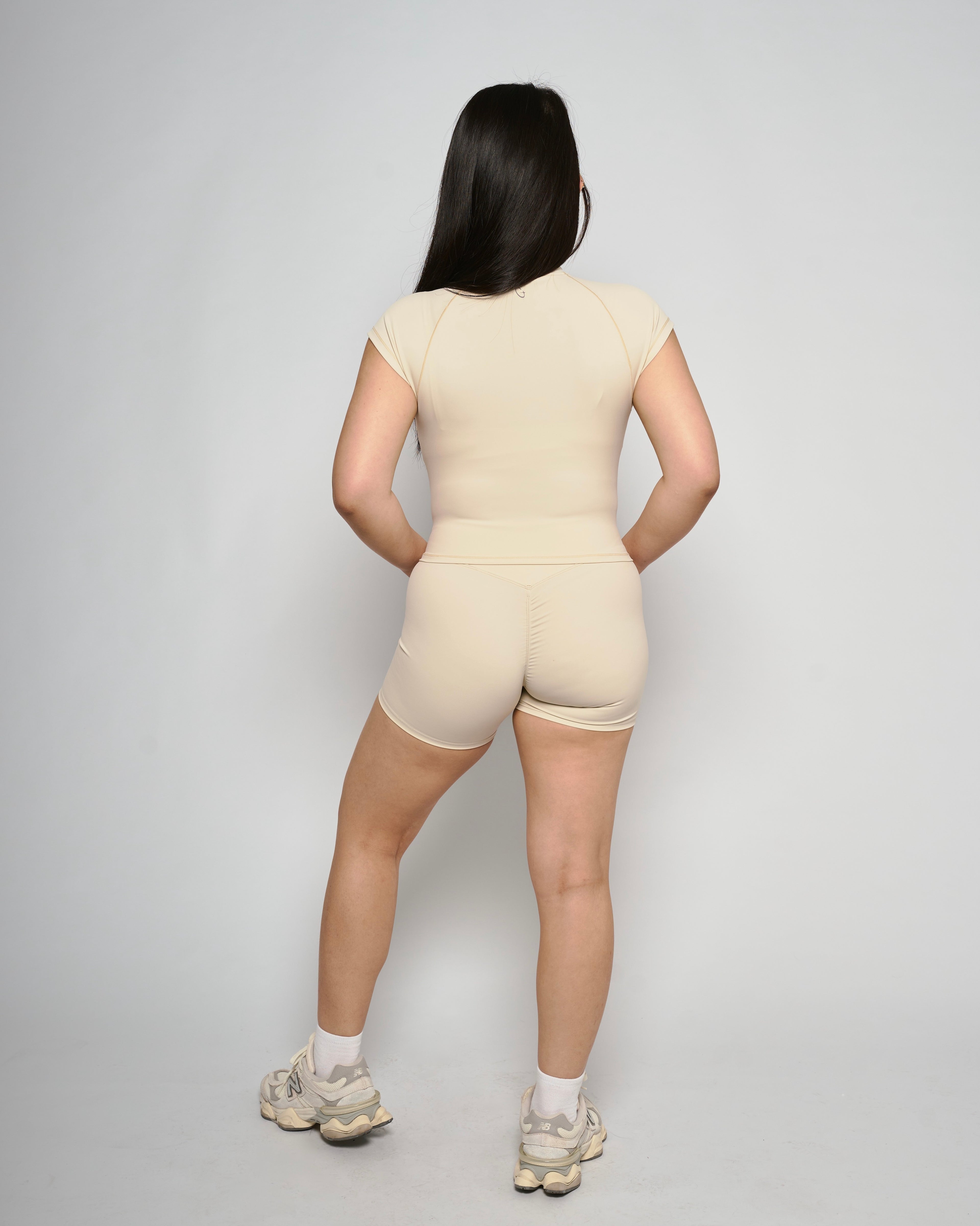 lvory Basic Baby Tee